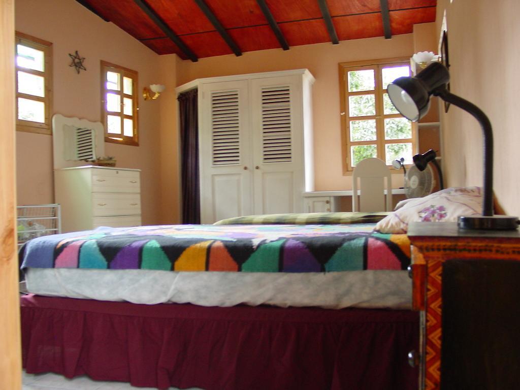 Posada Los Encuentros Panajachel Cameră foto